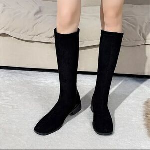 Elegant Black Knee-High Women's Boots